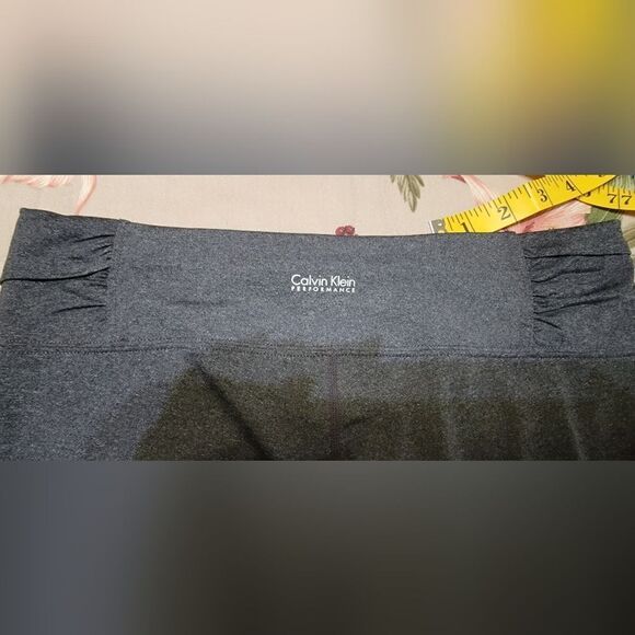 #083 Calvin Klein Performance Quik Dry Leggings - Picture 3 of 10